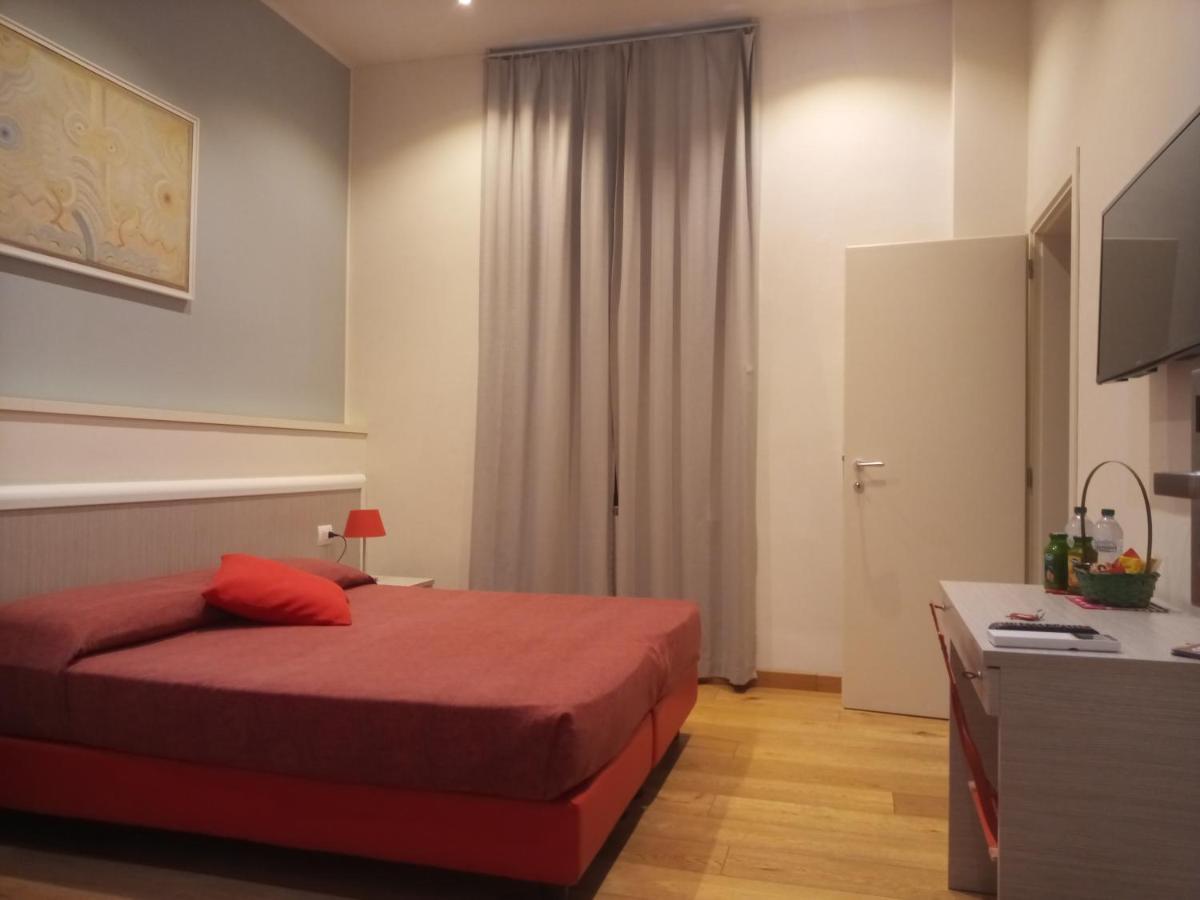 B&B La Piazza ฟลอเรนซ์ ภายนอก รูปภาพ