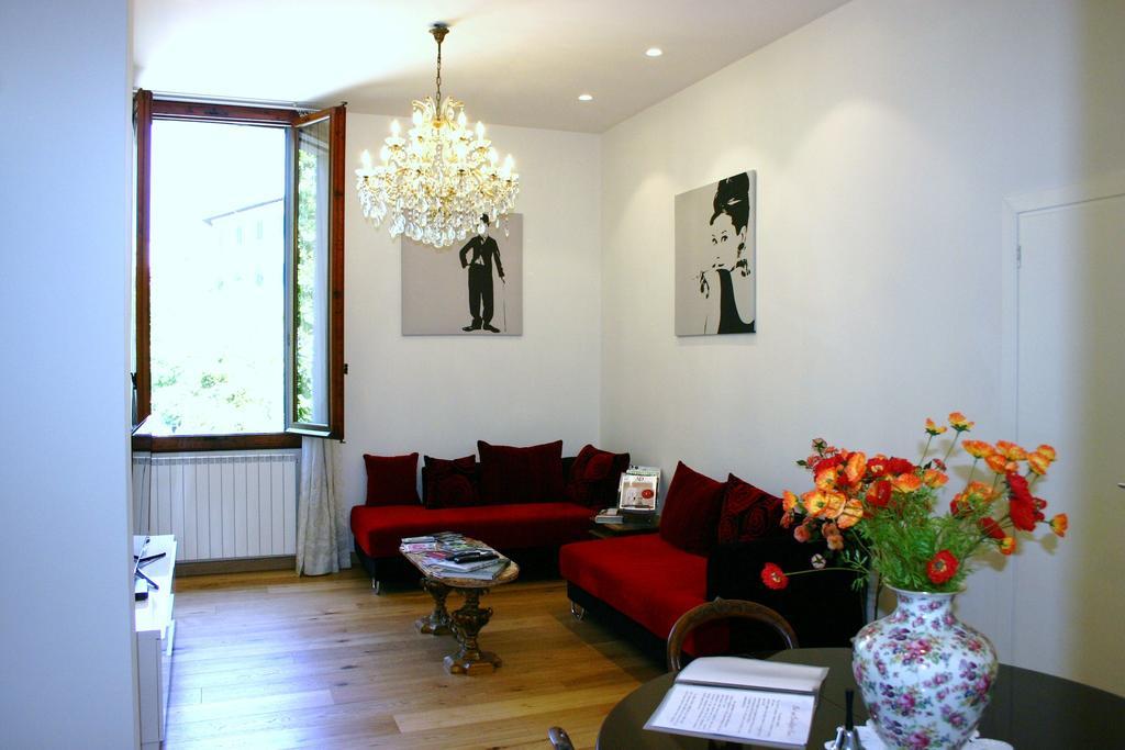 B&B La Piazza ฟลอเรนซ์ ภายนอก รูปภาพ