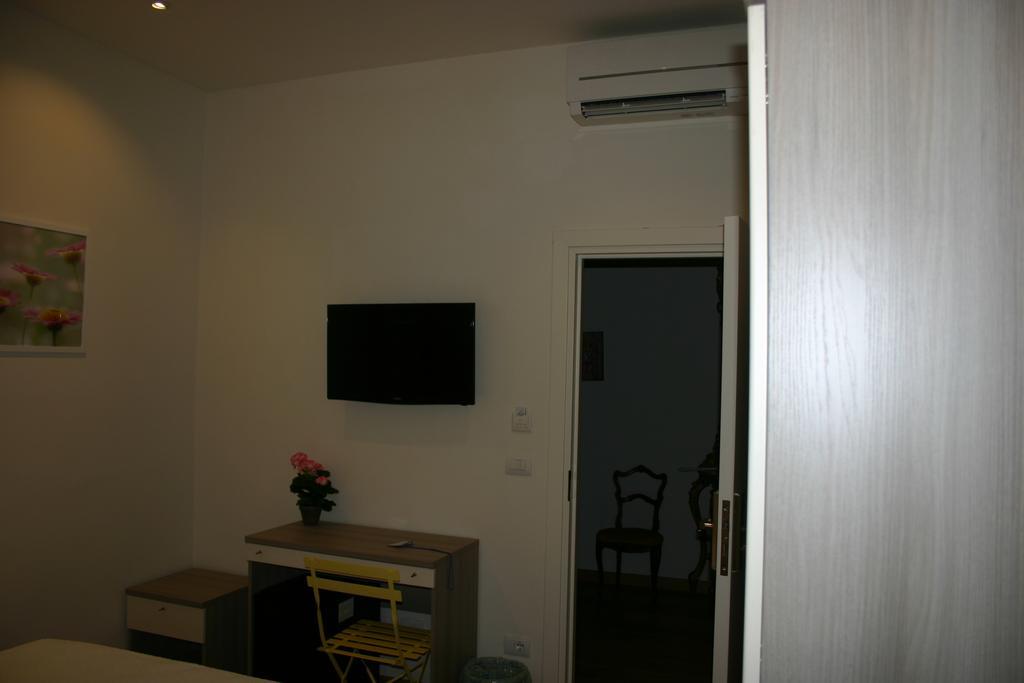 B&B La Piazza ฟลอเรนซ์ ห้อง รูปภาพ