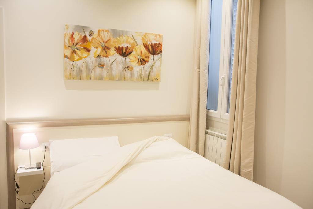 B&B La Piazza ฟลอเรนซ์ ห้อง รูปภาพ