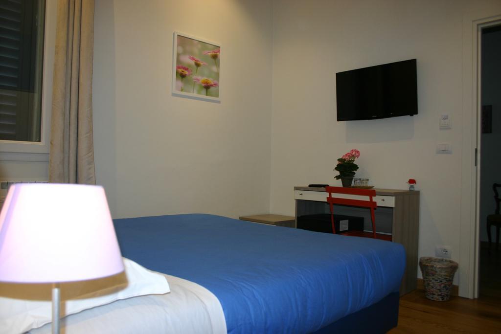 B&B La Piazza ฟลอเรนซ์ ภายนอก รูปภาพ
